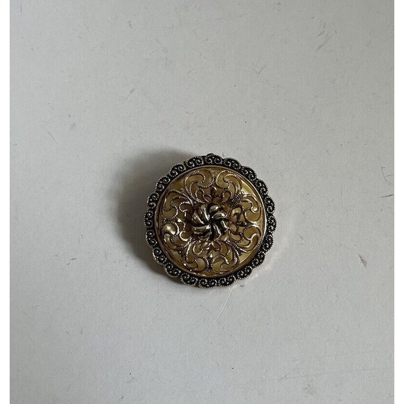 Vintage W Germany Filigree Scarf Clip Gold Tone 1.5" Round - Picture 2 of 5